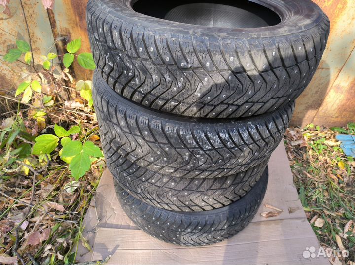 Yokohama Ice Guard IG55 215/60 R17