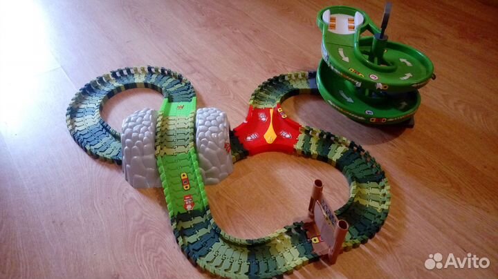 Гибкий трек военный