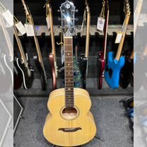 Акустическая гитара