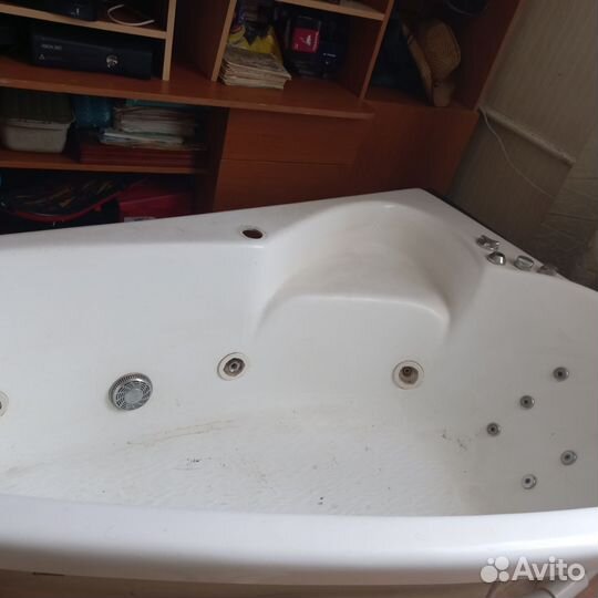 Ванна джакузи бу