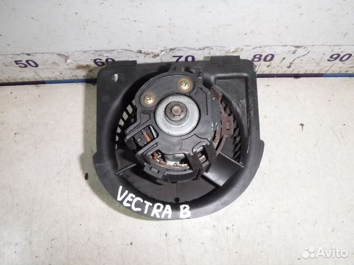 Моторчик отопителя Opel Vectra B