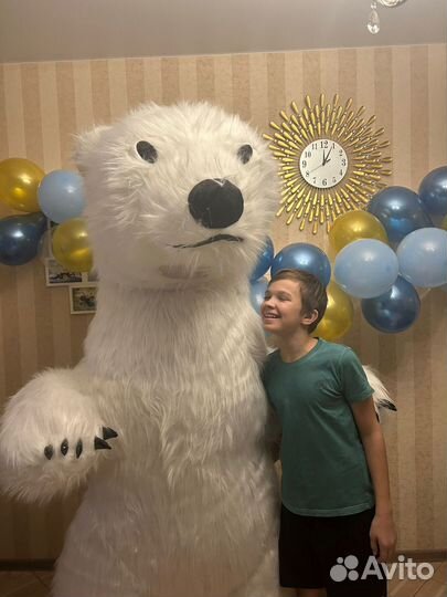 Аниматор белый медведь