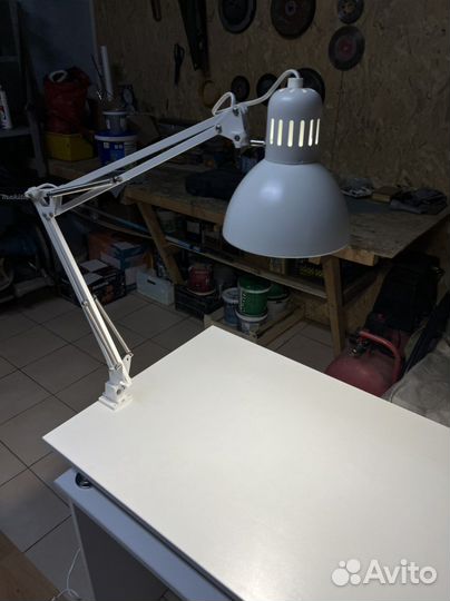 Лампа настольная (на струбцине) для маникюра