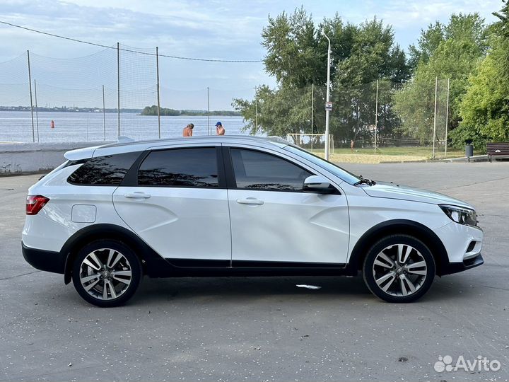 LADA Vesta Cross 1.6 CVT, 2022, 32 200 км