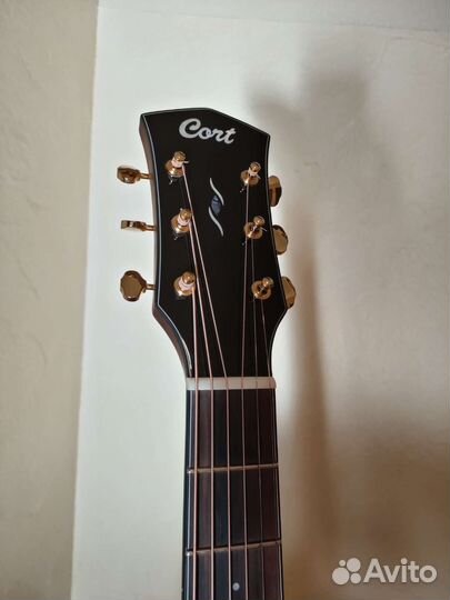 Cort Gold-A6-NAT Электро-акустическая гитара