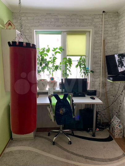 2-к. квартира, 43 м², 1/5 эт.