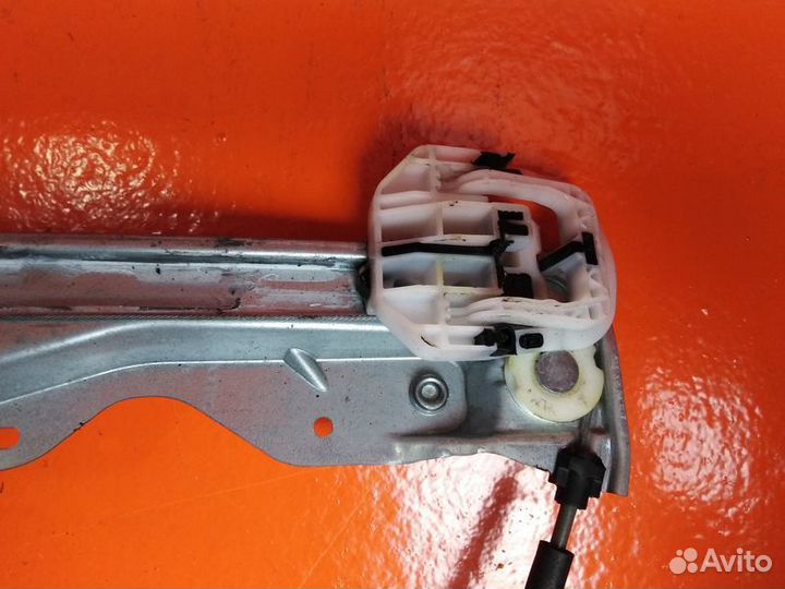 Стеклоподъемник двери передний правый Ford Escape