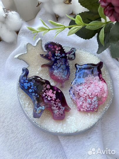 Брошь ручной работы ежик слон сова из смолы