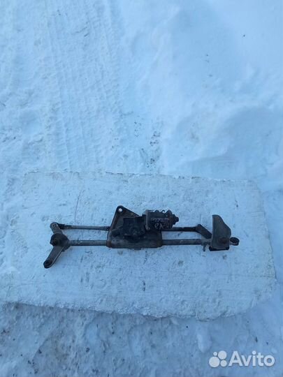 Toyota RAV4. XA20 трапеции дворников