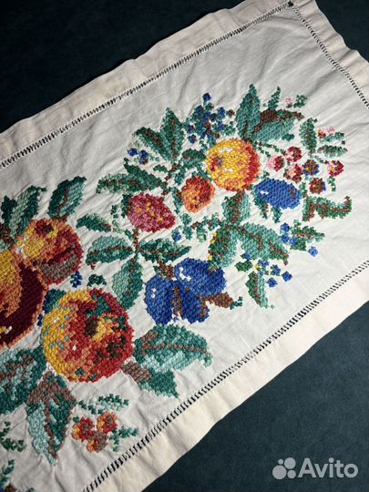 Дорожки-салфетки винтажные с вышивкой