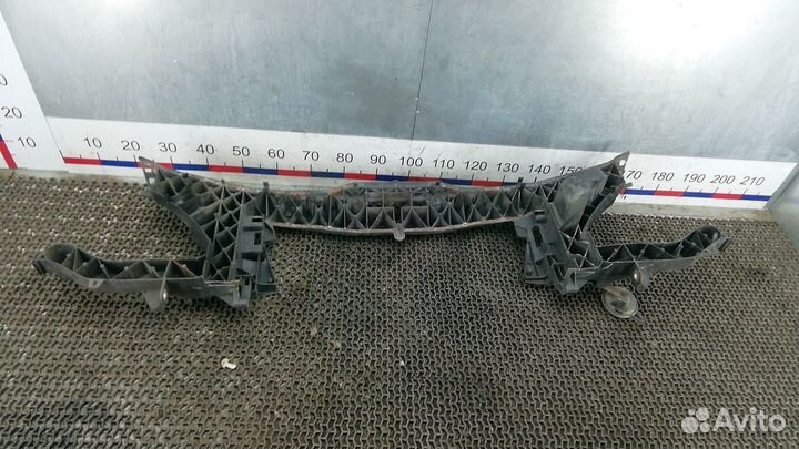 Передняя панель крепления Mercedes W639 3-9 дней