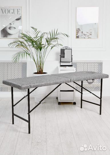 Массажный стол с вырезом и заглушкой