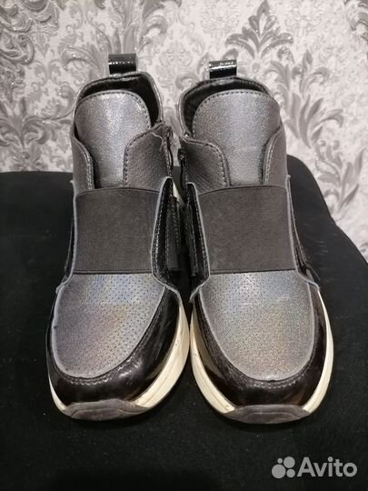 Демисезонные ботинки для девочки 31р