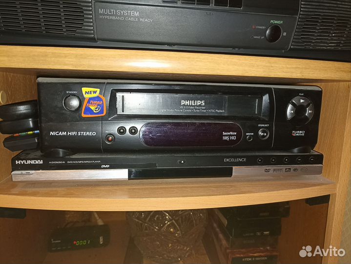 Видеомагнитофон