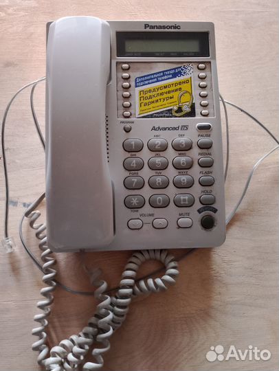 Стационарный телефон panasonic