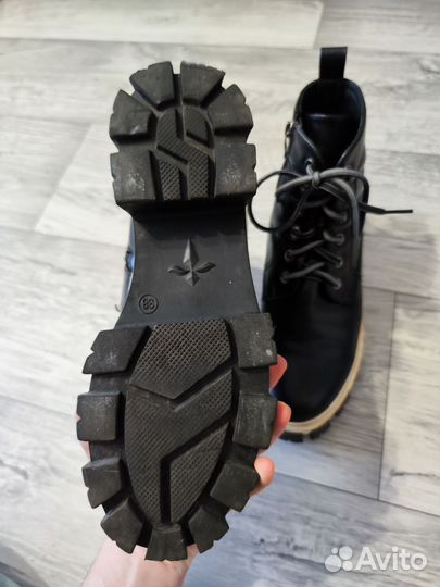 Ботинки женские