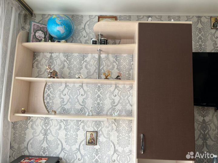 Письменный стол для школьника бу