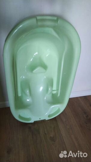 Детская ванночка и горочка для купания младенца