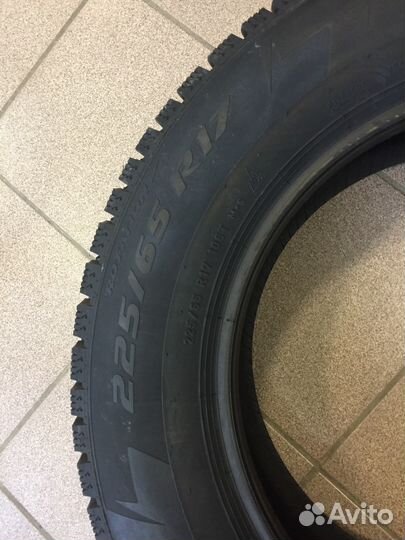 Pirelli Ice Zero 225/65 R17 106T