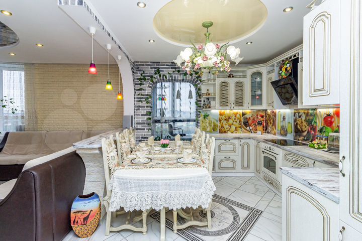 3-к. квартира, 85,3 м², 22/25 эт.