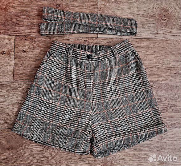 Шорты женские