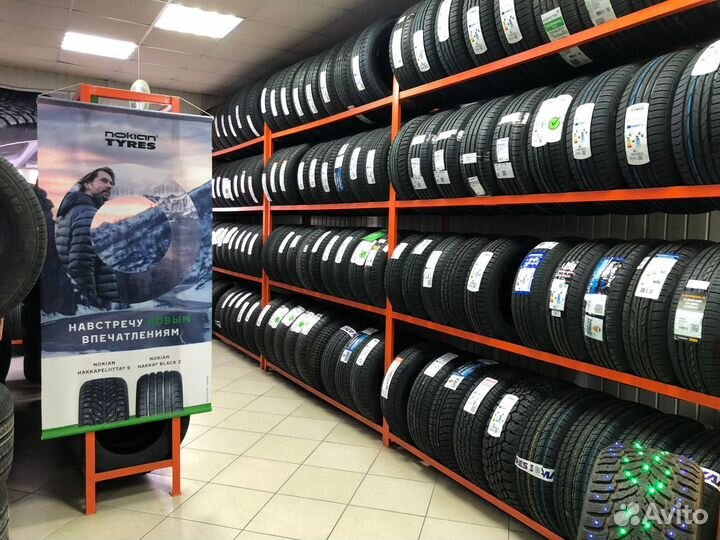 Nokian Tyres Hakkapeliitta 9 SUV 215/60 R17 100T