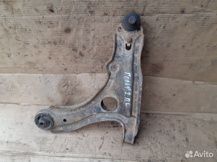 Рычаг передний Фольксваген Гольф 2