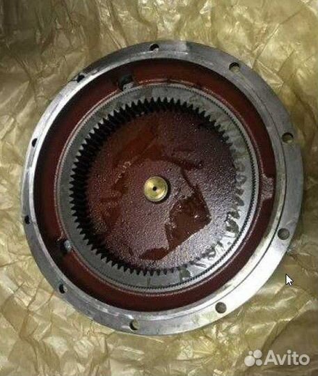 Крышка редуктора JCB JS200