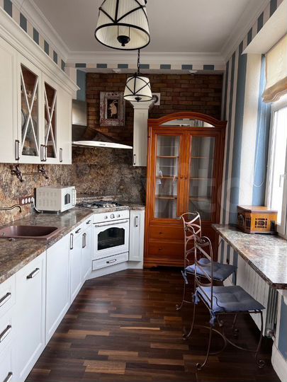 Комната 18 м² в 3-к., 6/6 эт.