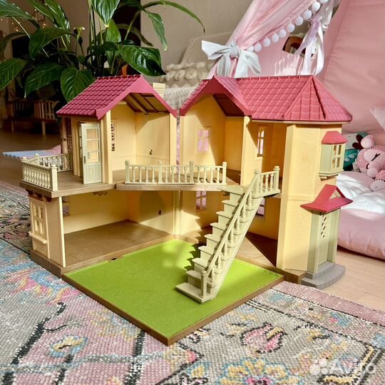 Sylvanian families большой дом со светом