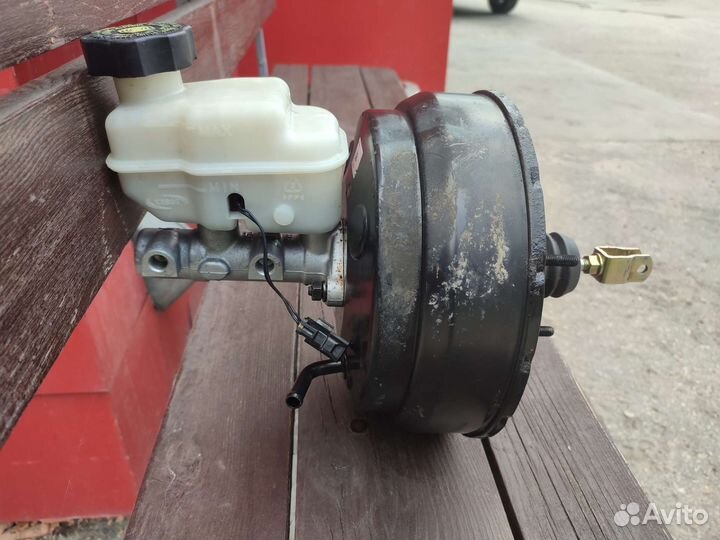 Вакуумный насос на kia Sarento 2008г