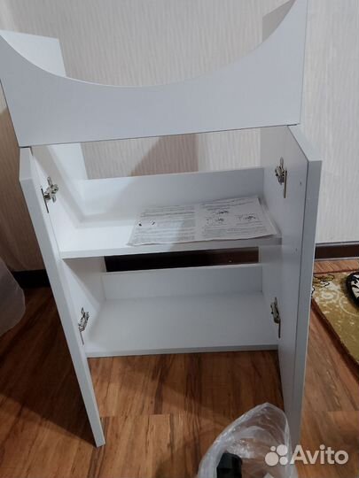 Тумба под раковину в ванну новая