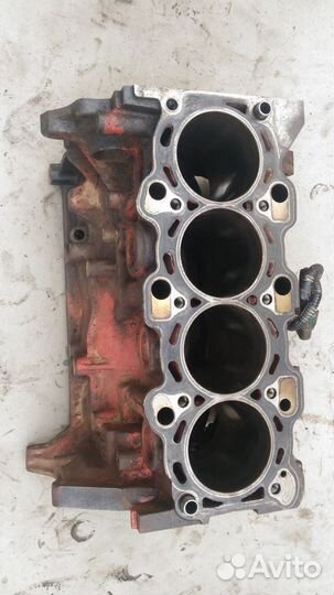 Блок двигателя для Mitsubishi Carisma DA 1995-1999