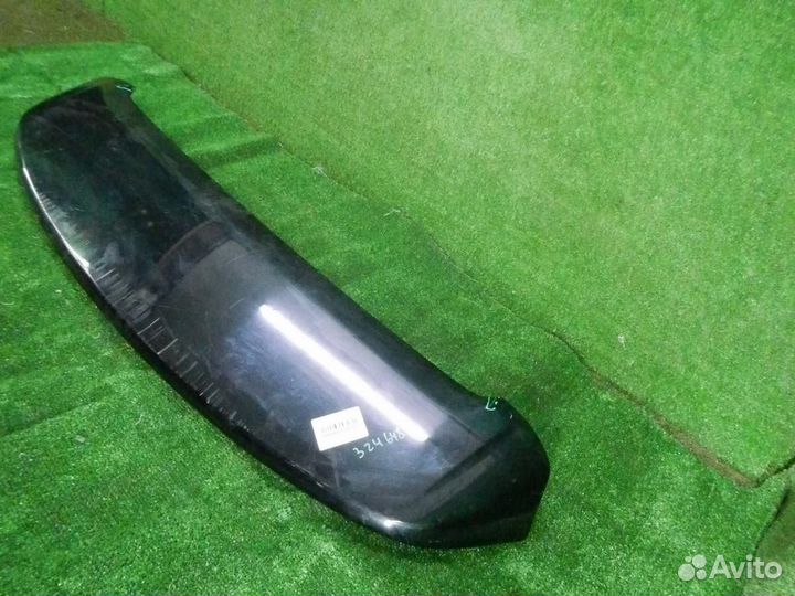 Спойлер крышки багажника Toyota Land Cruiser 200