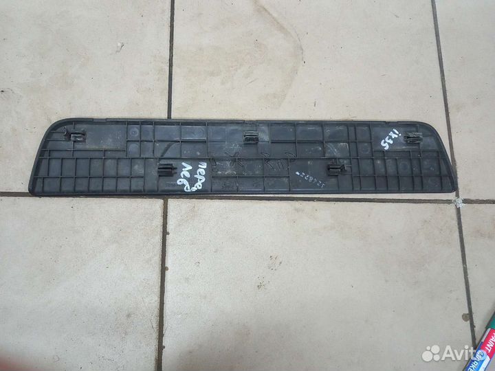 Передняя левая накладка на порог Hyundai ix35