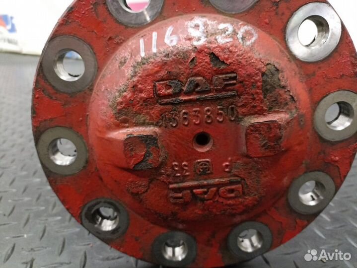 1363850 Полуось без блокировки