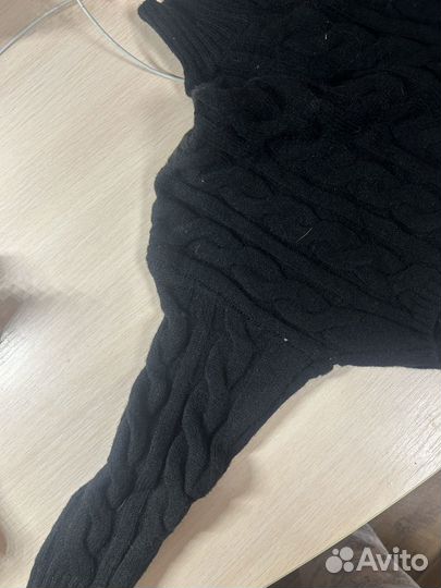 Свитер женский