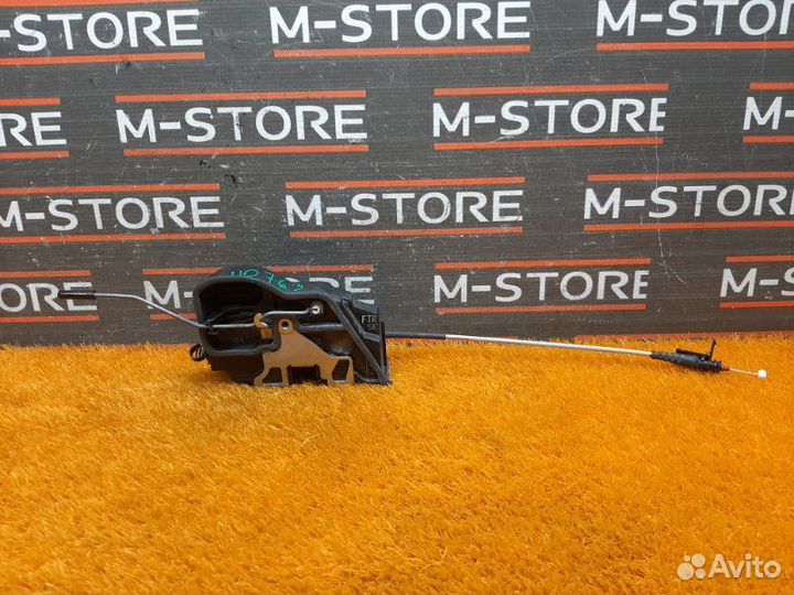 Замок двери передний правый Bmw X5 E70 N52B30A