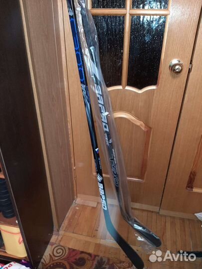 Клюшка хоккейная