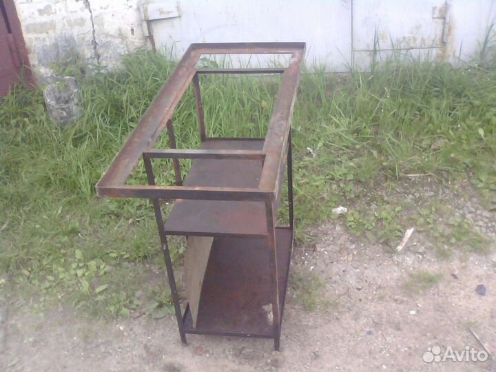 Верстак металлический 100х46