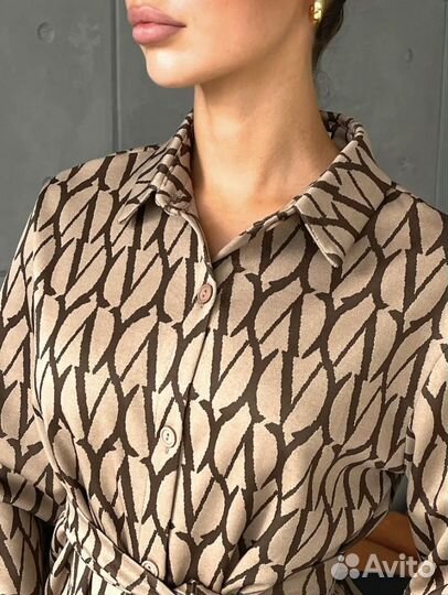 Костюм женский