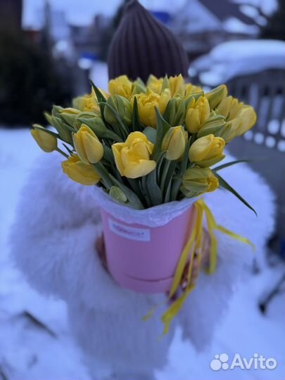 Тюльпаны букет пионовидный