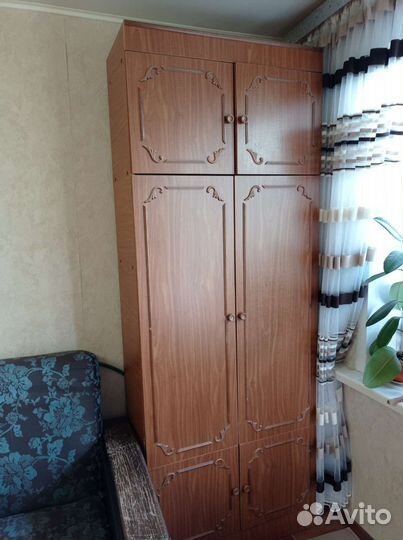 Стенка б/у в хорошем состоянии