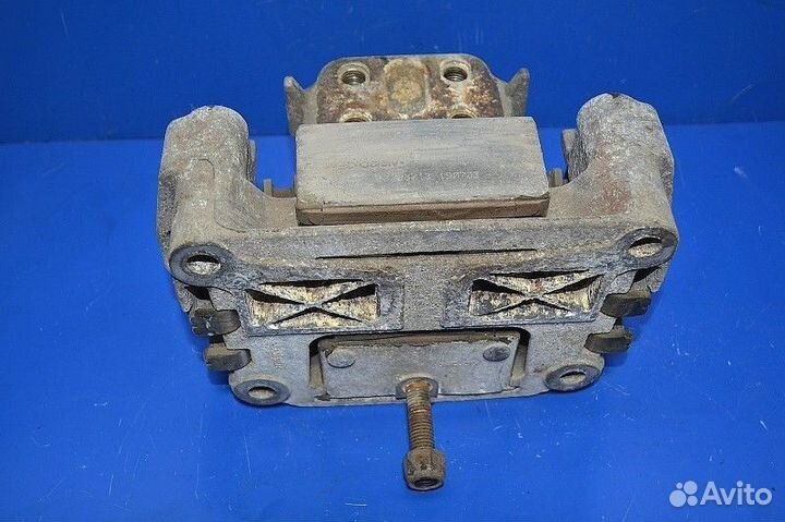 Подушка коробки передач, левая scania R-series (01