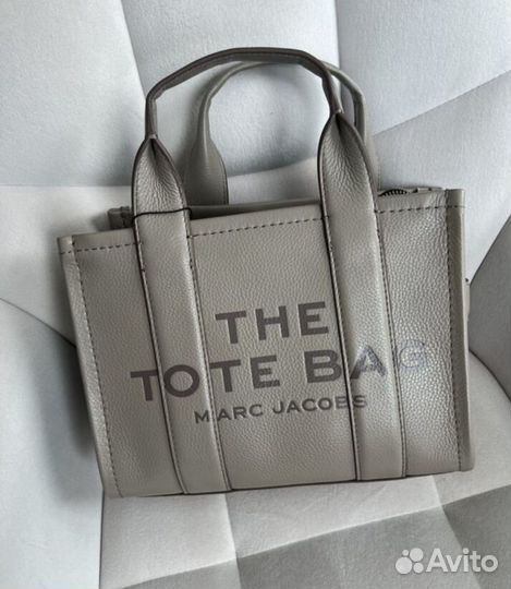 Сумка Marc Jacobs The Leather Tote Bag cement