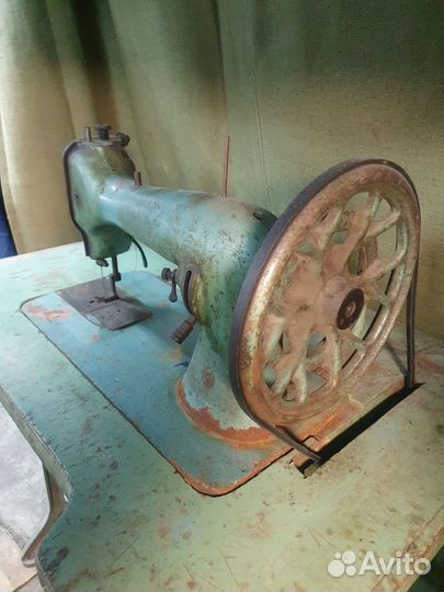 Швейная машинка бу электрическая