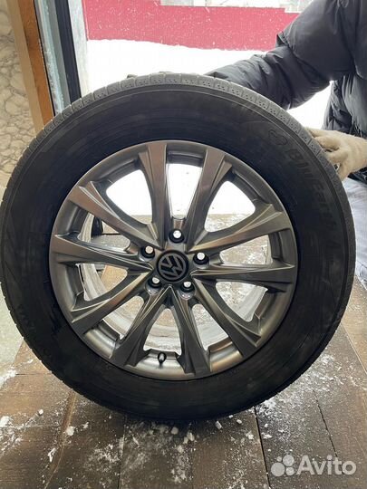 Продаю летние колеса в сборе r17 215/65