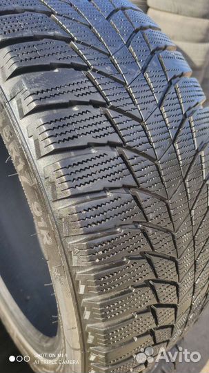 Triangle Snowlink TWT02 215/45 R17 91R