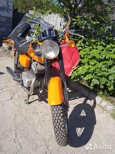 Продам мотоцикл чезет