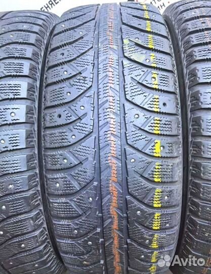 Bridgestone Ice Cruiser 7000 215/65 R17 97T